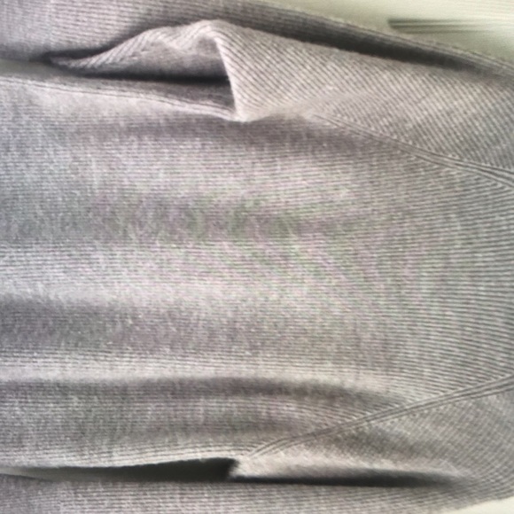 Tan express mock neck sweater size XS - Picture 2 of 6